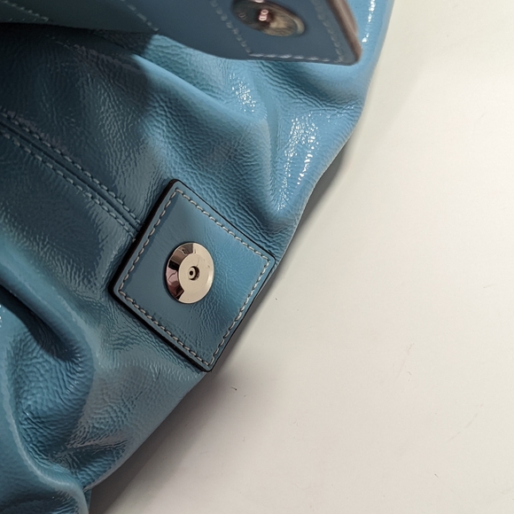 New Coach patent leather purse. Blue with buckle - Picture 11 of 16